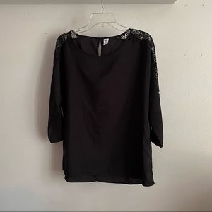 Old navy blouse